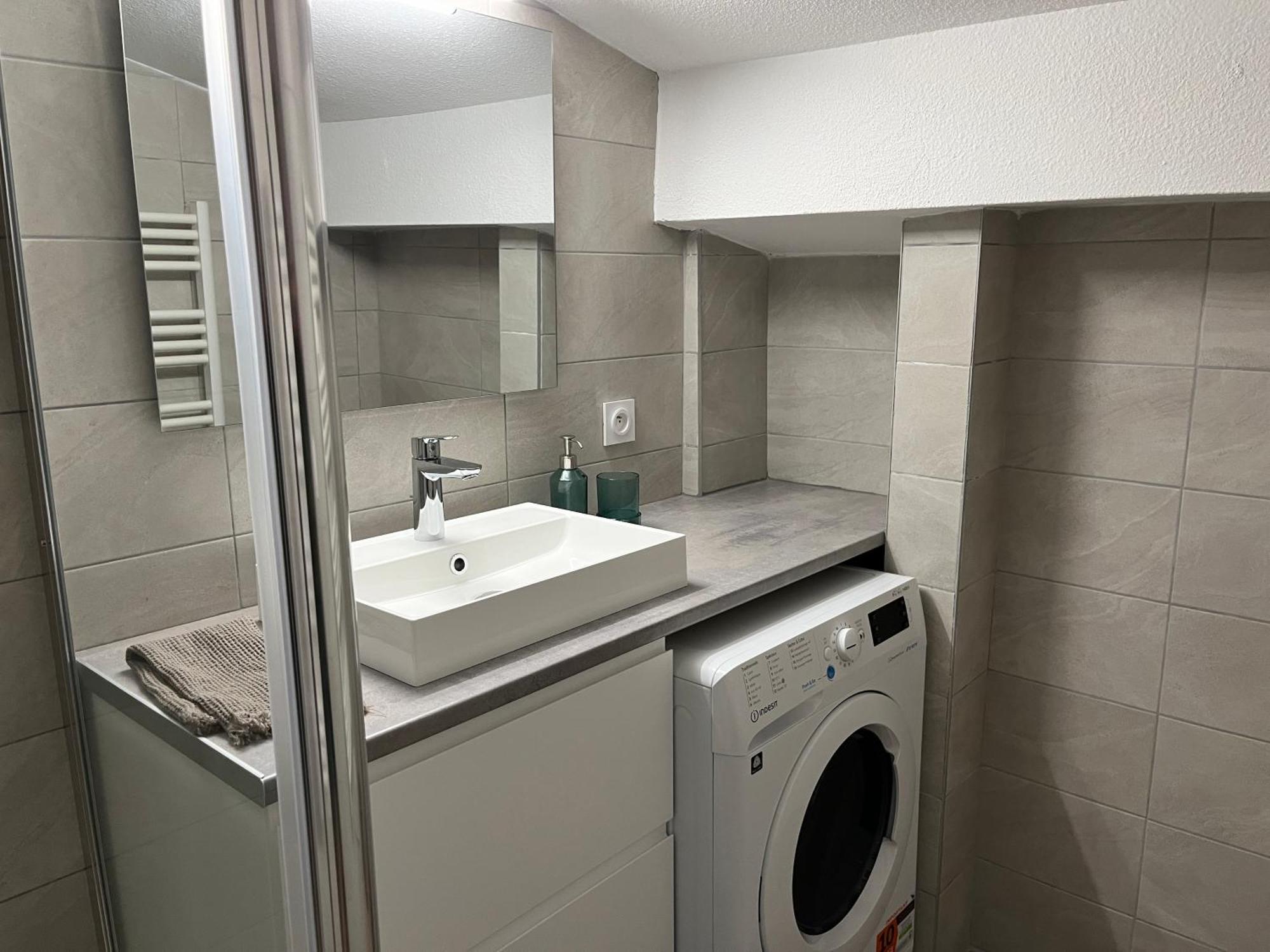 Appartement T3 Independant La Garde  Extérieur photo